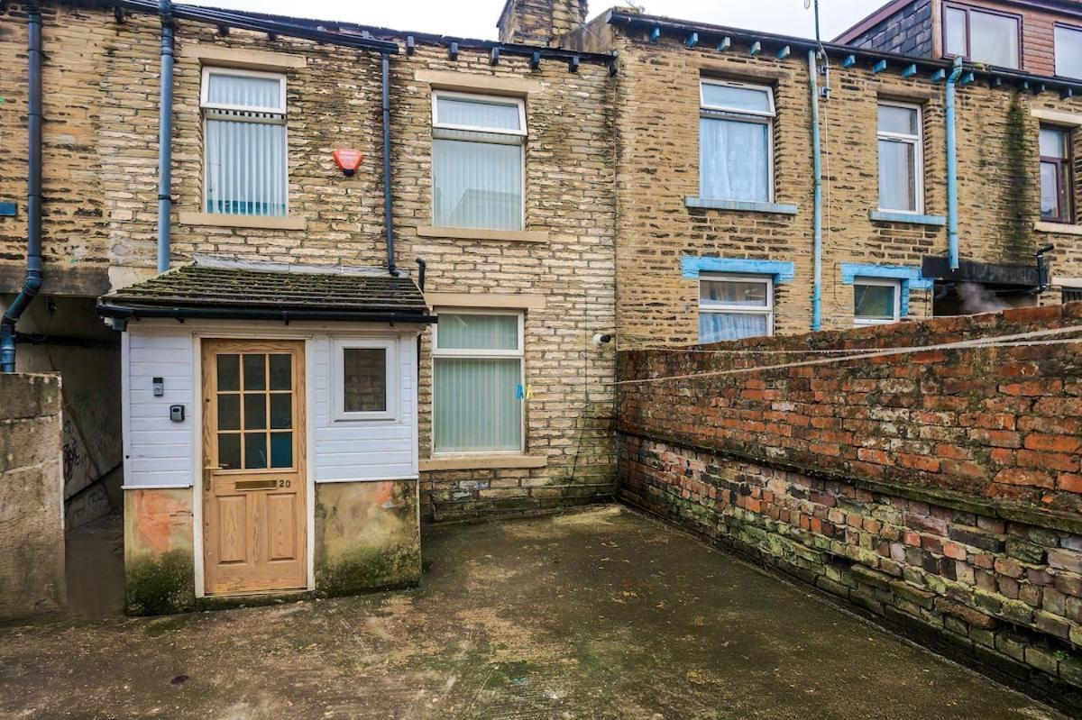 Holiday home Modern & Spacious 2 Bed House - Free Parking *